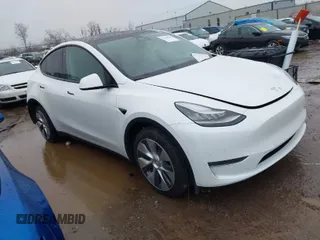 2020 Tesla Model Y Long Range with VIN 5YJYGDEE1LF044301, listed as a IAAI auction lot 41160188 with 58,787 mi miles and . Bid and sale history available at DreamBid. Image 1.