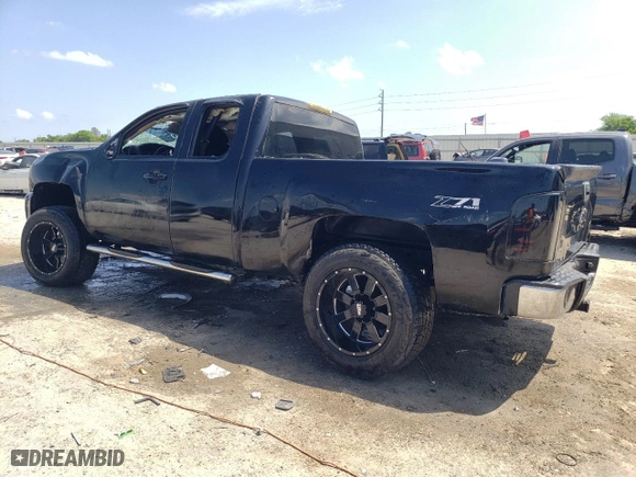 2011 Chevrolet Silverado 1500 LT with VIN 1GCRCSE0XBZ109180, listed as a Copart auction lot 51094315 with 384,381 mi miles and Non Repairable. Bid and sale history available at carsss.com. Image 2.
