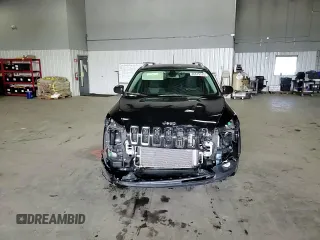 2018 Jeep Cherokee Latitude z VIN 1C4PJMCXXJD532040, wystawiony jako Copart lot #46475515 z przebiegiem 103 811 mil mil oraz Szkoda całkowita • Salvage title. Historia ofert i sprzedaży dostępna na DreamBid. Obrazek 12.