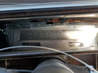 1985 Oldsmobile 88 z VIN 1G3BY69Y7F9098039, wystawiony jako Copart lot #87831785 z przebiegiem 72 684 mil mil oraz Szkody całkowita. Historia ofert i sprzedaży dostępna na DreamBid. Obrazek 9.