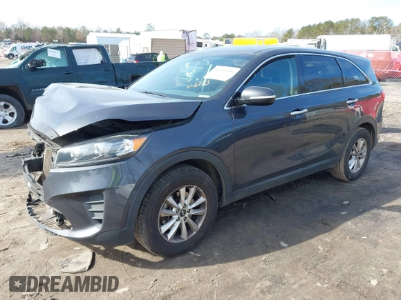2019 Kia Sorento L with VIN 5XYPG4A30KG476773, listed as a IAAI auction lot 41345456 with 160,706 mi miles. Bid and sale history available at carsss.com. Image 2.
