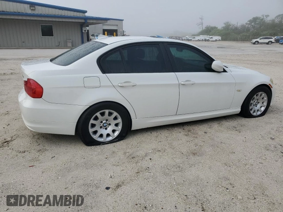 2011 BMW 3 Series 328i with VIN WBAPH5C53BA448027, listed as a Copart auction lot 51162725 with 194,891 mi miles and Salvage Title. Bid and sale history available at carsss.com. Image 3.