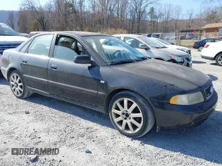 2001 Audi A4 with VIN WAUDC68DX1A140925, listed as a IAAI auction lot 41723866 with 195,619 mi miles. Bid and sale history available at carsss.com. Image 6.