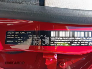2018 Alfa Romeo Stelvio z VIN ZASFAKAN8J7B64173, wystawiony jako IAAI lot #42355202 z przebiegiem 111 698 mil mil oraz . Historia ofert i sprzedaży dostępna na DreamBid. Obrazek 9.