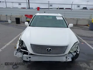 2005 Lexus LS 430 z VIN JTHBN36FX50175532, wystawiony jako IAAI lot #41925866 z przebiegiem 182 956 mil mil oraz . Historia ofert i sprzedaży dostępna na DreamBid. Obrazek 12.