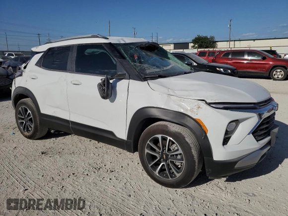 2024 Chevrolet TrailBlazer LT with VIN KL79MPS26RB120628, listed as a Copart auction lot 61524784 with 1,531 mi miles and Salvage Title. Bid and sale history available at DreamBid. Image 4.