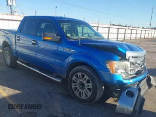 2013 Ford F-150 XL with VIN 1FTFW1EF9DFD03308, listed as a IAAI auction lot 41653370 with 207,600 mi miles. Bid and sale history available at carsss.com. Image 1.