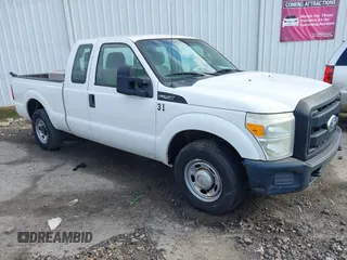 2011 Ford F-250 XL with VIN 1FT7X2A61BEB25295, listed as a IAAI auction lot 41492748 with 340,665 mi miles and . Bid and sale history available at DreamBid. Image 1.