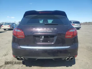 2012 Porsche Cayenne Turbo с VIN WP1AC2A25CLA80713, выставлен на аукционе Copart как лот 50768025 с пробегом 47 285 миль миль и Списание • Salvage title. История ставок и продаж доступна на DreamBid. Изображение 6.