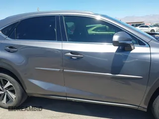 2020 Lexus NX 300 z VIN JTJDARBZ5L5009845, wystawiony jako IAAI lot #42160884 z przebiegiem 40 001 mil mil oraz . Historia ofert i sprzedaży dostępna na DreamBid. Obrazek 13.