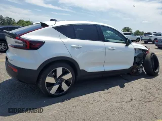 2023 Volvo C40 Recharge Pure Electric Ultimate with VIN YV4ED3GM0P2041955, listed as a Copart auction lot 62842134 with 3,086 mi miles and Salvage Title. Bid and sale history available at carsss.com. Image 3.