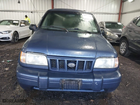 2002 Kia Sportage with VIN KNDJB723X25134499, listed as a IAAI auction lot 41273605 with 1 mi miles. Bid and sale history available at carsss.com. Image 11.