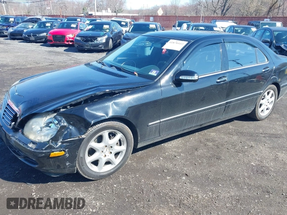 2006 Mercedes-Benz S 430 with VIN WDBNG83JX6A470123, listed as a IAAI auction lot 41876932 with 153,088 mi miles and . Bid and sale history available at carsss.com. Image 18.