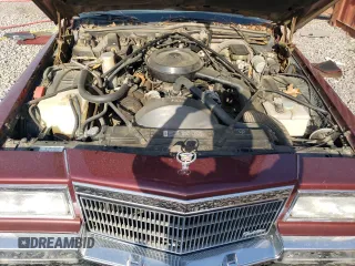 1992 Cadillac Brougham z VIN 1G6DW54E8NR712443, wystawiony jako Copart lot #51482635 z przebiegiem Nie podano mil oraz Nie do naprawy. Historia ofert i sprzedaży dostępna na DreamBid. Obrazek 11.