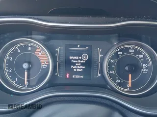2019 Jeep Cherokee Altitude with VIN 1C4PJMLN6KD174564, listed as a IAAI auction lot 41602798 with 87,230 mi miles and . Bid and sale history available at DreamBid. Image 7.