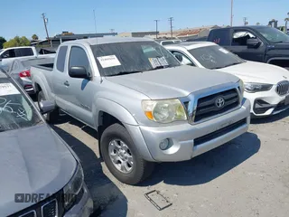 2008 Toyota Tacoma PreRunner with VIN 5TETU62N38Z496999, listed as a IAAI auction lot 42465616 with 140,895 mi miles and . Bid and sale history available at DreamBid. Image 1.