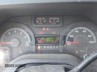 2014 Ford Econoline Cargo Commercial z VIN 1FTNE2EL7EDB02479, wystawiony jako IAAI lot #42178687 z przebiegiem 200 019 mil mil oraz . Historia ofert i sprzedaży dostępna na DreamBid. Obrazek 15.