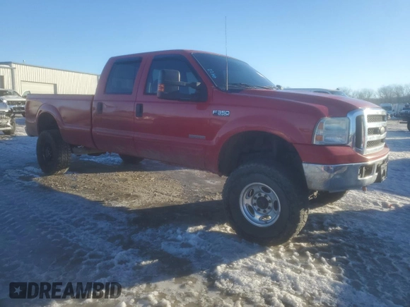 2003 Ford F-350 z VIN 1FTSW30P43ED72597, wystawiony jako Copart lot #88456965 z przebiegiem 221 399 mil mil oraz Szkoda całkowita • Salvage title. Historia ofert i sprzedaży dostępna na DreamBid. Obrazek 4.