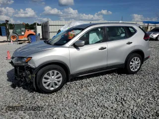 2020 Nissan Rogue S z VIN 5N1AT2MT6LC752652, wystawiony jako Copart lot #51796955 z przebiegiem 106 182 mil mil oraz Szkoda całkowita • Salvage title. Historia ofert i sprzedaży dostępna na DreamBid. Obrazek 1.