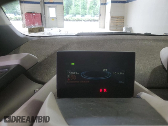 2014 BMW i3 with VIN WBY1Z4C57EV274944, listed as a Copart auction lot 57512435 with 102,073 mi miles and Clean title. Bid and sale history available at DreamBid. Image 9.