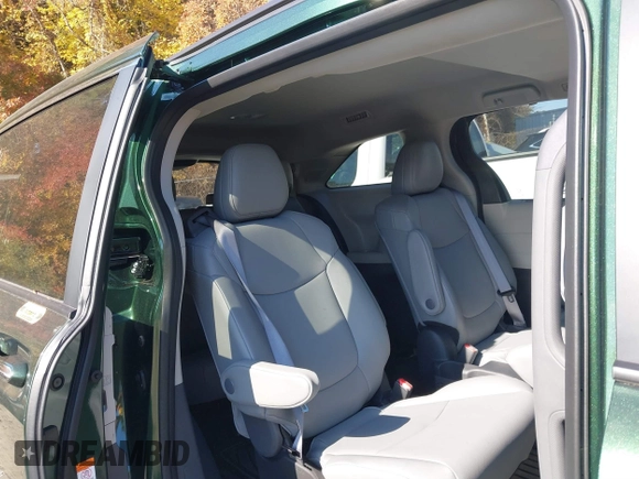 2024 Toyota Sienna XLE with VIN 5TDJSKFC2RS147426, listed as a IAAI auction lot 40587895 with 2,143 mi miles and . Bid and sale history available at DreamBid. Image 8.