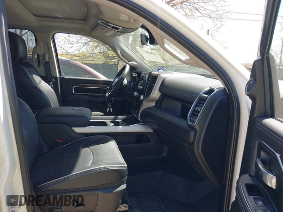 2024 Ram 2500 Laramie with VIN 3C6UR5FL8RG239740, listed as a IAAI auction lot 41805472 with 5,661 mi miles and . Bid and sale history available at DreamBid. Image 5.