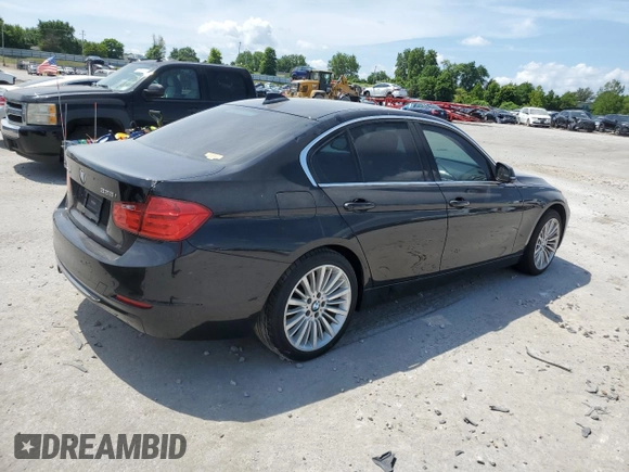 2015 BMW 3 Series 328i xDrive с VIN WBA3B5C57FF962469, выставлен на аукционе Copart как лот 62166575 с пробегом 129 861 миль миль и Списание • Salvage title. История ставок и продаж доступна на DreamBid. Изображение 3.