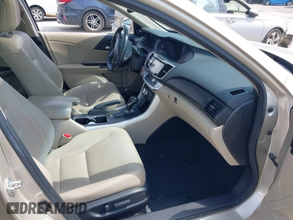 2013 Honda Accord Sdn EX-L with VIN 1HGCR2F88DA173150, listed as a IAAI auction lot 41998370 with 98,512 mi miles. Bid and sale history available at carsss.com. Image 5.
