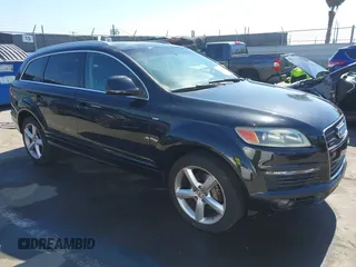 2007 Audi Q7 4.2L Premium with VIN WA1EV74L77D069608, listed as a IAAI auction lot 41679714 with 129,954 mi miles. Bid and sale history available at carsss.com. Image 1.