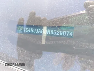 2022 Jeep Grand Cherokee Altitude z VIN 1C4RJJAG0N8529074, wystawiony jako IAAI lot #42242145 z przebiegiem Nie podano mil oraz . Historia ofert i sprzedaży dostępna na DreamBid. Obrazek 9.