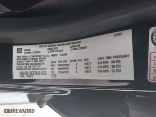 2007 Chevrolet Colorado LT w/2LT with VIN 1GCDS13E978191129, listed as a IAAI auction lot 41202188 with 206,835 mi miles. Bid and sale history available at carsss.com. Image 9.