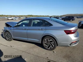 2024 Volkswagen Jetta SEL z VIN 3VWGM7BU9RM015373, wystawiony jako Copart lot #50797665 z przebiegiem 11 917 mil mil oraz Szkoda całkowita • Salvage title. Historia ofert i sprzedaży dostępna na DreamBid. Obrazek 2.