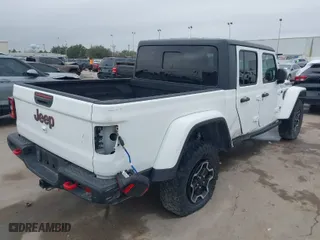 2020 Jeep Gladiator Rubicon with VIN 1C6JJTBG9LL171398, listed as a IAAI auction lot 41390927 with 42,812 mi miles. Bid and sale history available at carsss.com. Image 4.