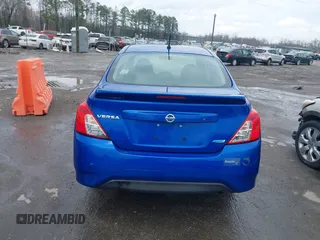 2016 Nissan Versa S z VIN 3N1CN7AP0GL867028, wystawiony jako IAAI lot #41877844 z przebiegiem 94 489 mil mil oraz . Historia ofert i sprzedaży dostępna na DreamBid. Obrazek 16.