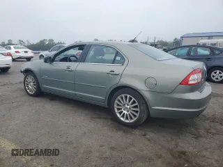 2008 Mercury Milan Premier with VIN 3MEHM02188R643770, listed as a Copart auction lot 71353734 with 58,415 mi miles and Salvage Title. Bid and sale history available at carsss.com. Image 2.