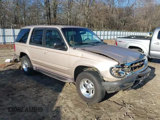 1998 Ford Explorer z VIN 1FMZU32X6WUC61508, wystawiony jako IAAI lot #41501015 z przebiegiem 240 310 mil mil oraz . Historia ofert i sprzedaży dostępna na DreamBid. Obrazek 1.