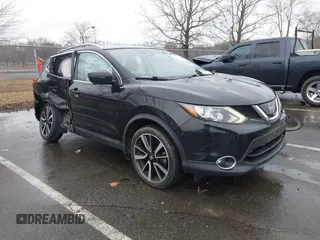 2017 Nissan Rogue Sport SL with VIN JN1BJ1CR9HW113768, listed as a IAAI auction lot 41575104 with 54,491 mi miles. Bid and sale history available at carsss.com. Image 1.