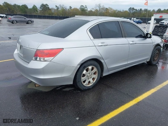 2010 Honda Accord Sdn LX with VIN 1HGCP2F37AA125998, listed as a IAAI auction lot 41863966 with 206,832 mi miles. Bid and sale history available at carsss.com. Image 4.