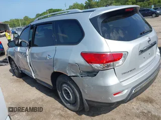 2015 Nissan Pathfinder SV с VIN 5N1AR2MN8FC668854, выставлен на аукционе IAAI как лот 42202456 с пробегом 219 647 миль миль и . История ставок и продаж доступна на DreamBid. Изображение 3.