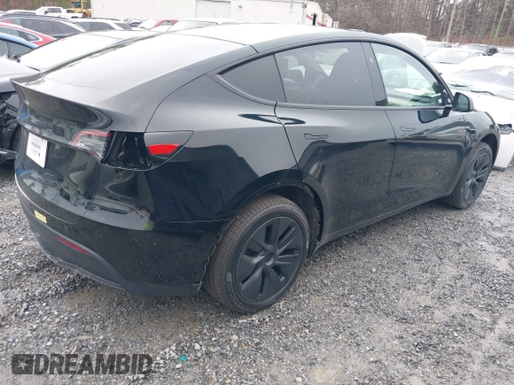 2025 Tesla Model Y Long Range with VIN 7SAYGDEDXSA349480, listed as a IAAI auction lot 41492740 with 1,486 mi miles and . Bid and sale history available at DreamBid. Image 4.