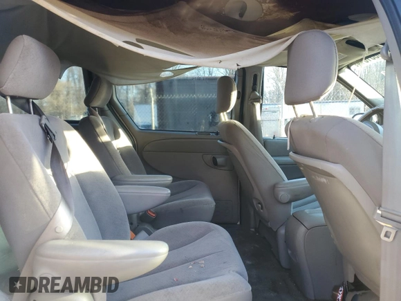 2003 Chrysler Town & Country EX with VIN 2C4GP74L73R172754, listed as a Copart auction lot 86831044 with 176,340 mi miles and Salvage Title. Bid and sale history available at carsss.com. Image 11.