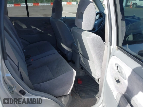 2003 Suzuki Grand Vitara z VIN JS3TE62VX34101622, wystawiony jako IAAI lot #41689760 z przebiegiem 152 104 mil mil oraz . Historia ofert i sprzedaży dostępna na DreamBid. Obrazek 8.