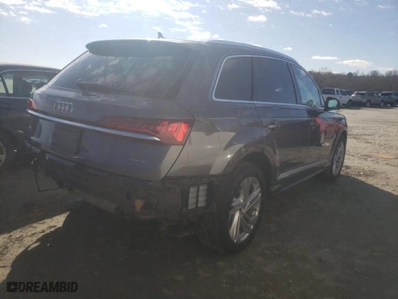 2020 Audi Q7 Premium Plus with VIN WA1LXAF7XLD005572, listed as a Copart auction lot 85310204 with 76,961 mi miles and Clean Title. Bid and sale history available at carsss.com. Image 3.