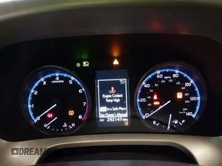 2018 Toyota RAV4 LE with VIN 2T3BFREV7JW768376, listed as a IAAI auction lot 41864571 with 292,147 mi miles. Bid and sale history available at carsss.com. Image 7.