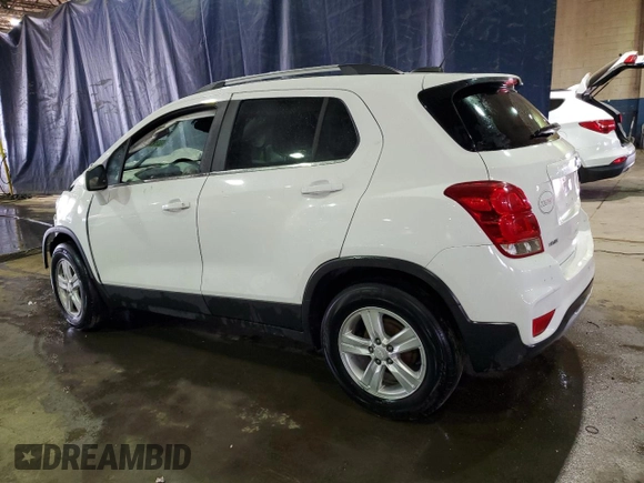 2020 Chevrolet Trax LT with VIN 3GNCJLSB7LL207090, listed as a Copart auction lot 49272635 with 82,406 mi miles and Clean Title. Bid and sale history available at DreamBid. Image 2.