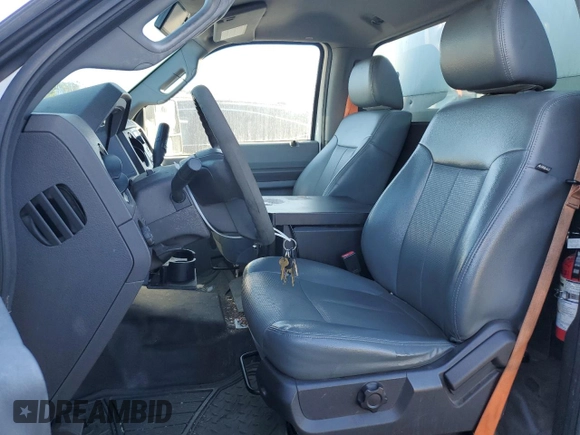 2013 Ford F-350 XL с VIN 1FDRF3A6XDEB92283, выставлен на аукционе Copart как лот 60942625 с пробегом 61 808 миль миль и Чистый • Clean title. История ставок и продаж доступна на DreamBid. Изображение 7.