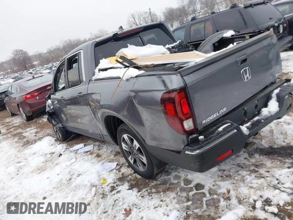 2019 Honda Ridgeline RTL z VIN 5FPYK3F57KB021943, wystawiony jako IAAI lot #41189250 z przebiegiem 36 444 mil mil oraz . Historia ofert i sprzedaży dostępna na DreamBid. Obrazek 3.