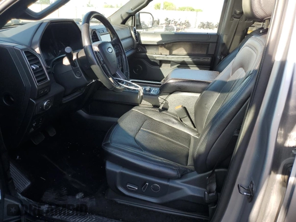 2021 Ford Expedition Max Limited z VIN 1FMJK2AT1MEA09605, wystawiony jako Copart lot #57977685 z przebiegiem 113 289 mil mil oraz Szkoda całkowita • Salvage title. Historia ofert i sprzedaży dostępna na DreamBid. Obrazek 7.