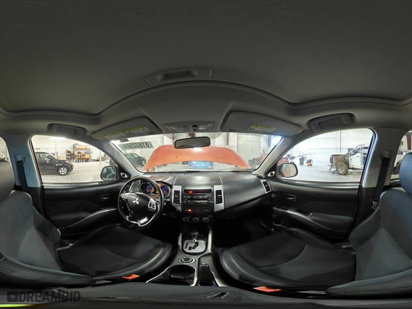 2009 Mitsubishi Outlander SE with VIN JA4LT31W09Z003895, listed as a Copart auction lot 81802584 with 115,964 mi miles and Salvage Title. Bid and sale history available at carsss.com. Image 14.