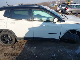 2020 Jeep Compass Latitude with VIN 3C4NJDBB8LT157310, listed as a IAAI auction lot 41410188 with Not Provided miles and . Bid and sale history available at carsss.com. Image 13.